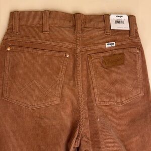 Wrangler wanderer high rise flare tan pants size 26